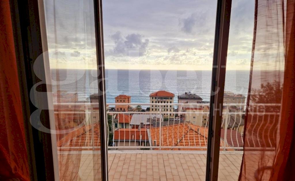 casa indipendente in affitto a Varazze