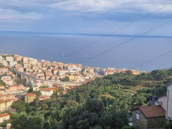 appartamento in affitto a Varazze in zona Cantalupo
