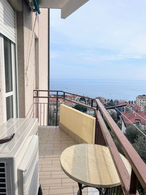 appartamento in affitto a Varazze