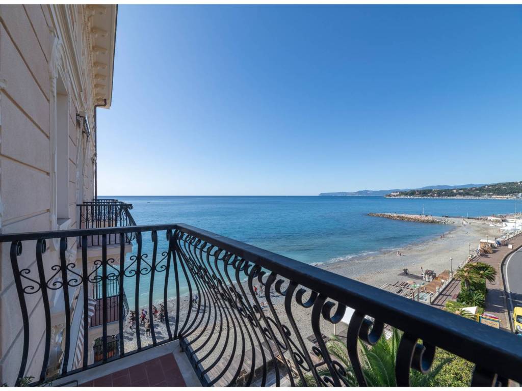 appartamento in affitto a Varazze