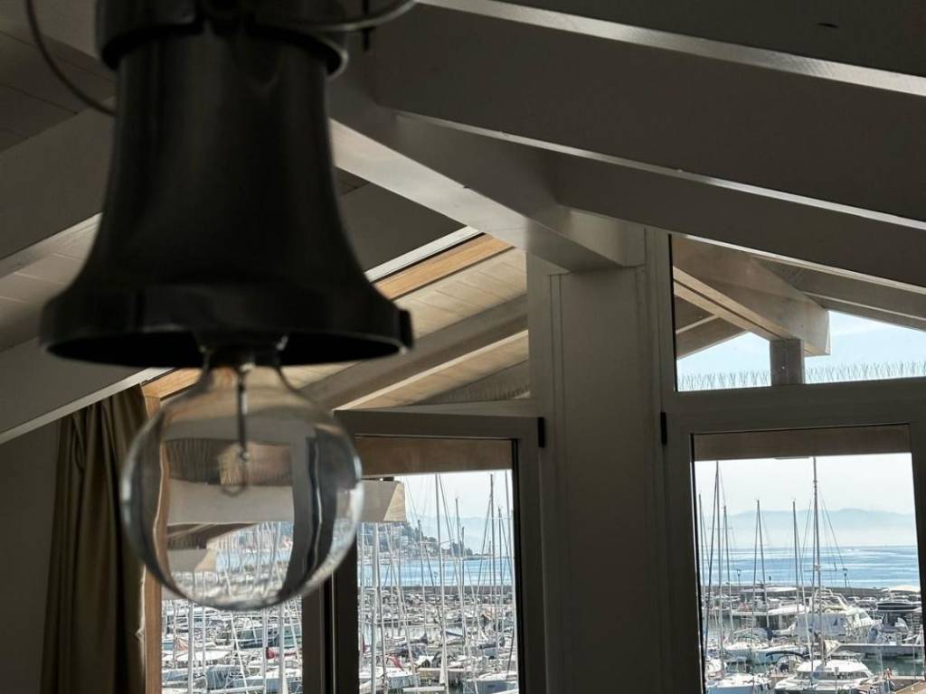 appartamento in affitto a Varazze