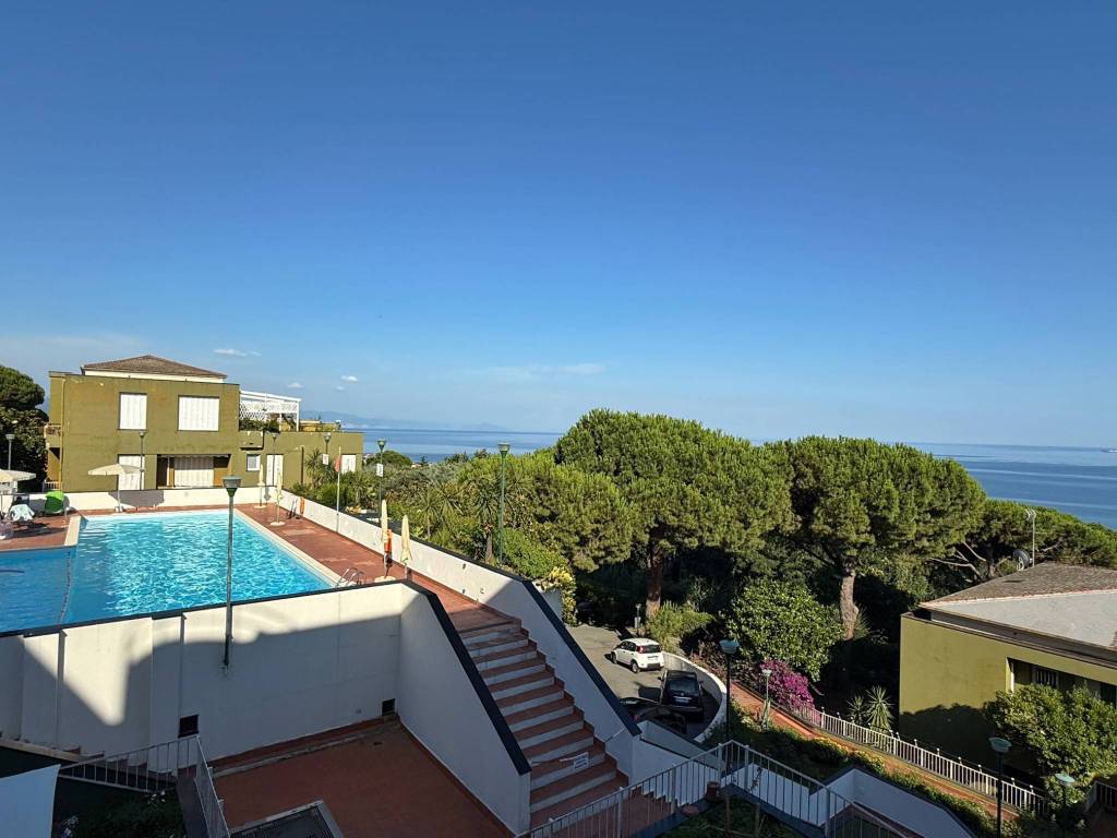 appartamento in affitto a Varazze
