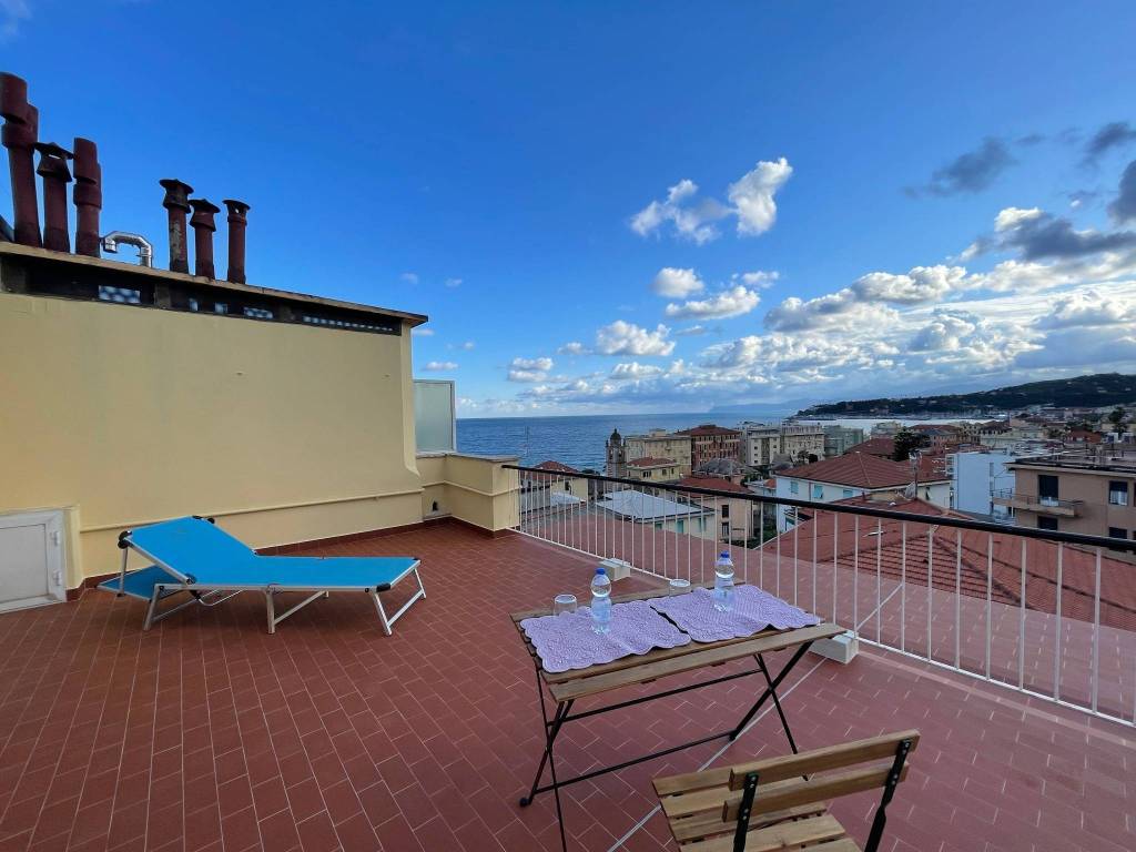 appartamento in affitto a Varazze