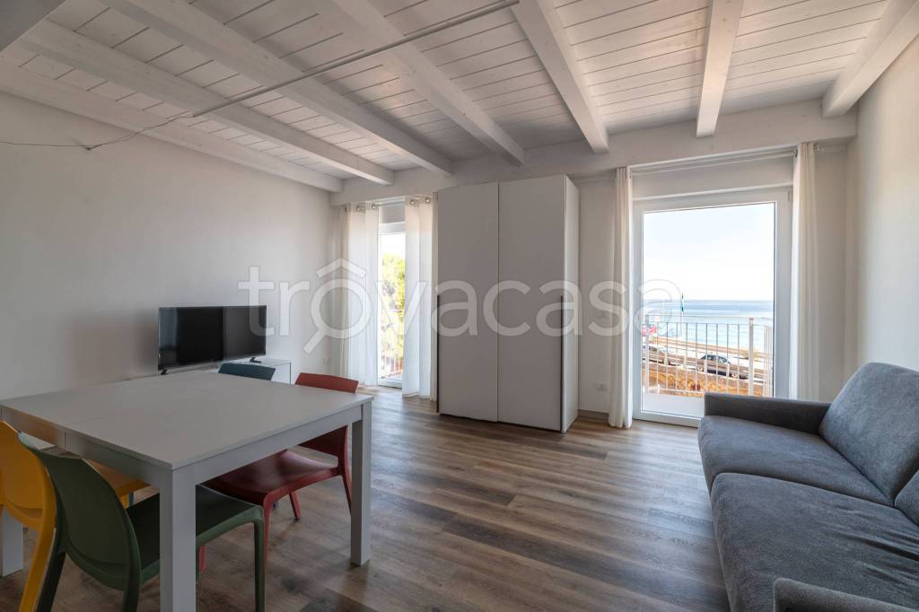 appartamento in affitto a Varazze