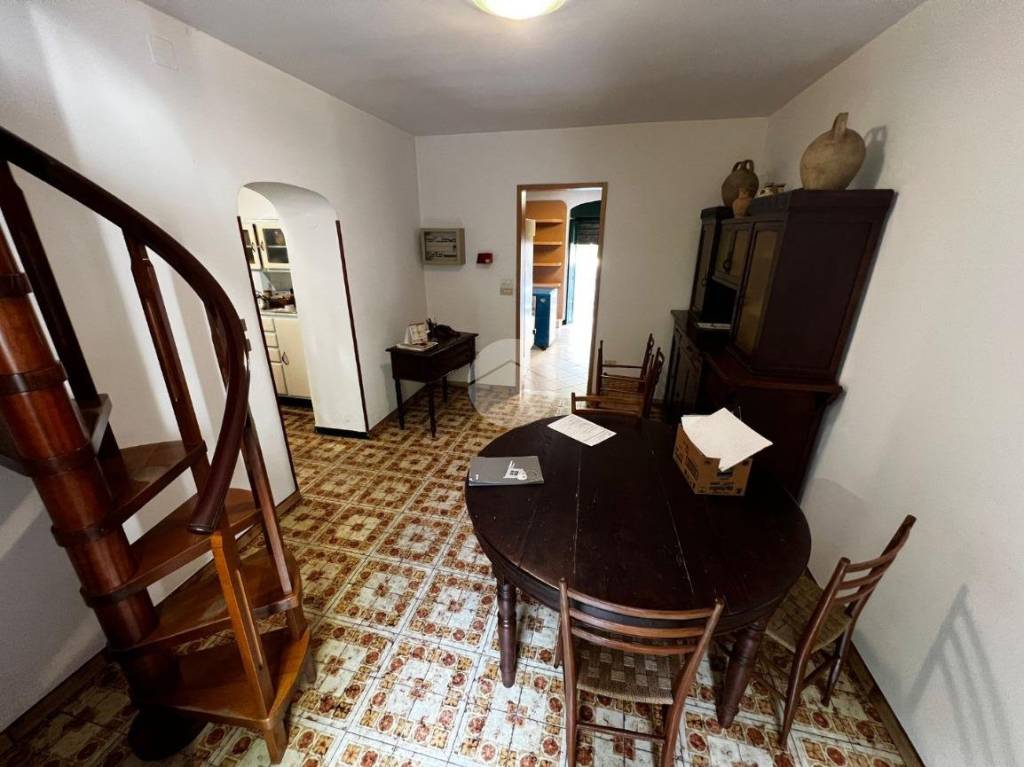 negozio in affitto a Varazze