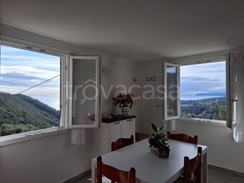 appartamento in affitto a Varazze in zona Casanova