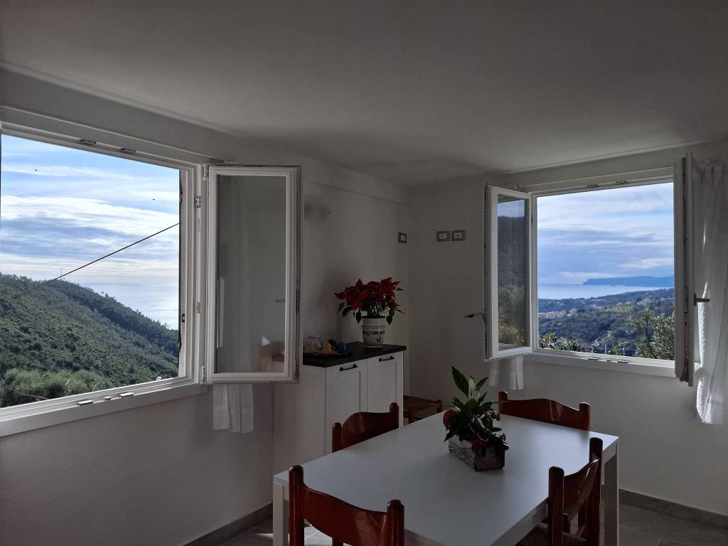 appartamento in affitto a Varazze in zona Casanova