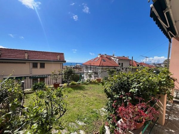 appartamento in affitto a Varazze