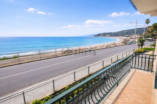 appartamento in affitto a Varazze