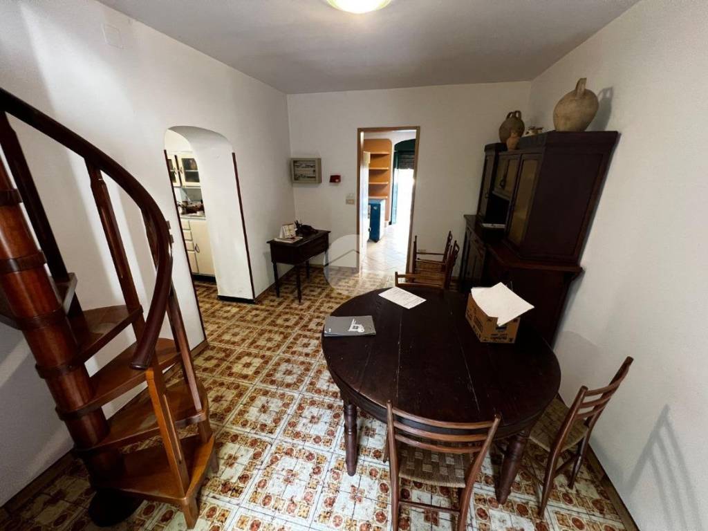 negozio in affitto a Varazze