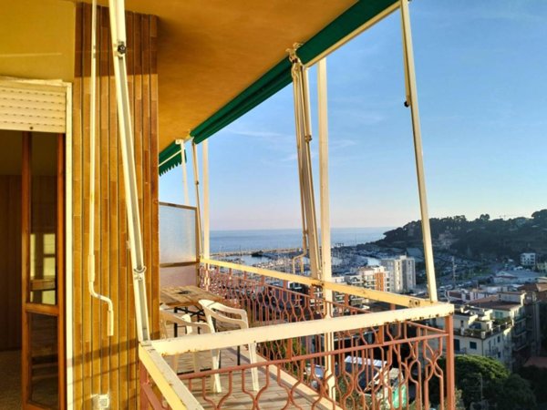 appartamento in affitto a Varazze