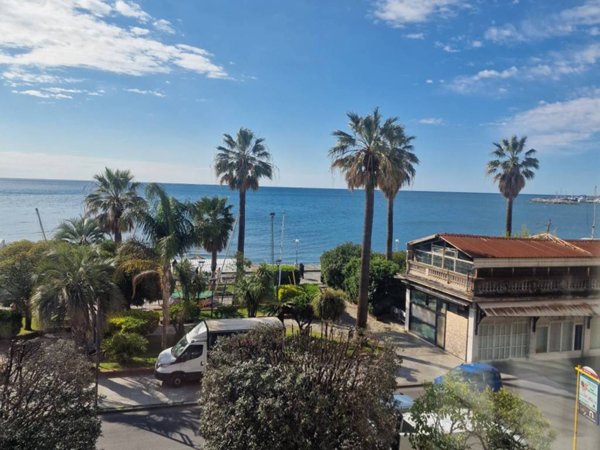 appartamento in affitto a Varazze