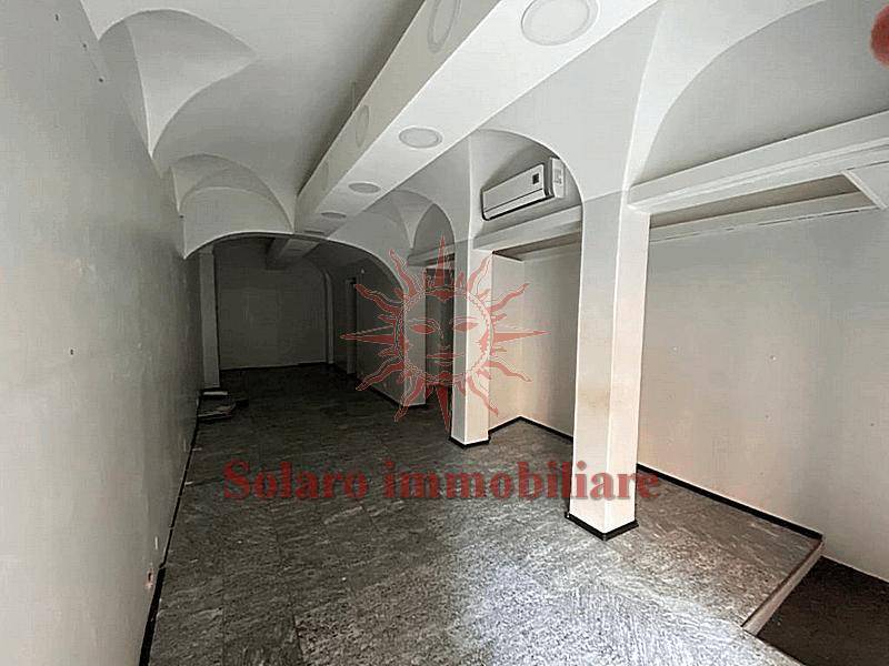 negozio in affitto a Varazze