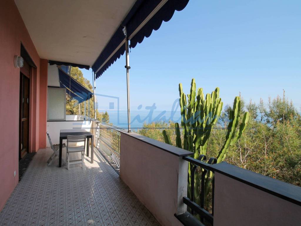 appartamento in affitto a Varazze