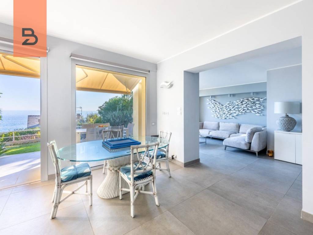 casa indipendente in affitto a Varazze