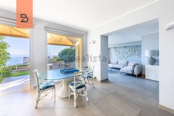 casa indipendente in affitto a Varazze
