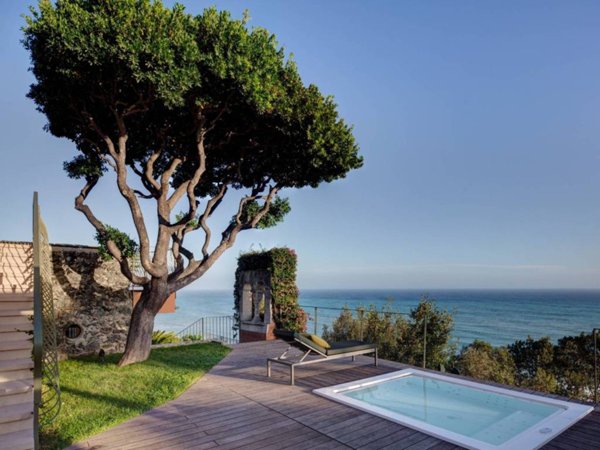 casa indipendente in affitto ad Arenzano