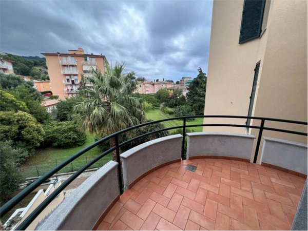 appartamento in affitto ad Arenzano in zona Terralba