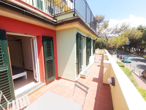 appartamento in affitto ad Arenzano