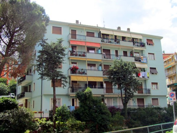 appartamento in affitto ad Arenzano in zona Terralba