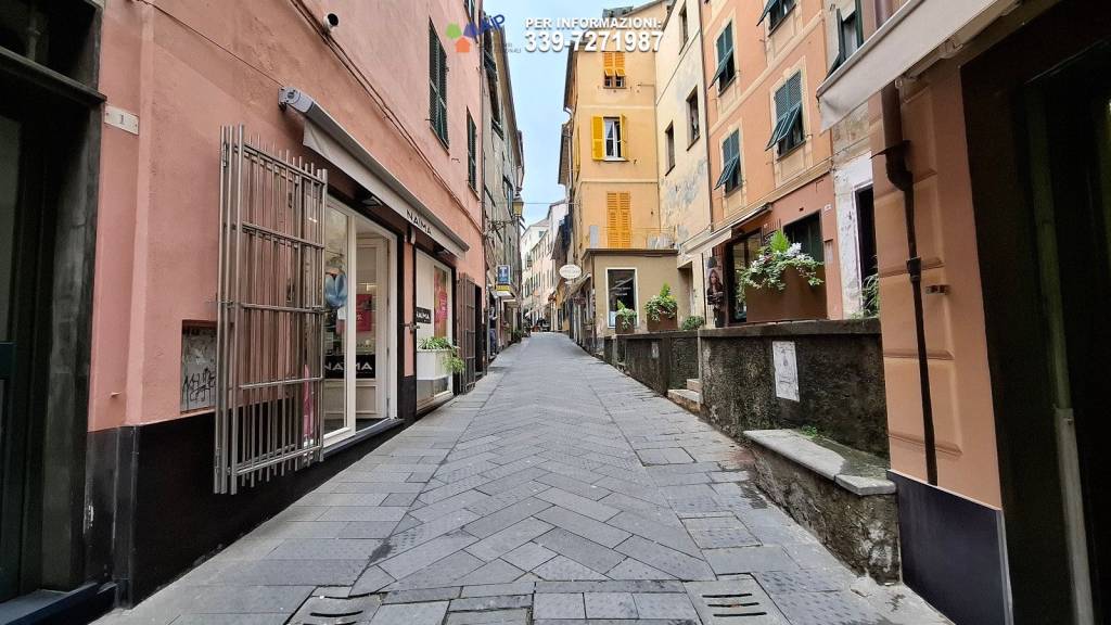 negozio in affitto ad Arenzano