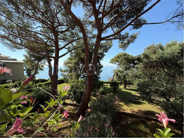 appartamento in affitto ad Arenzano