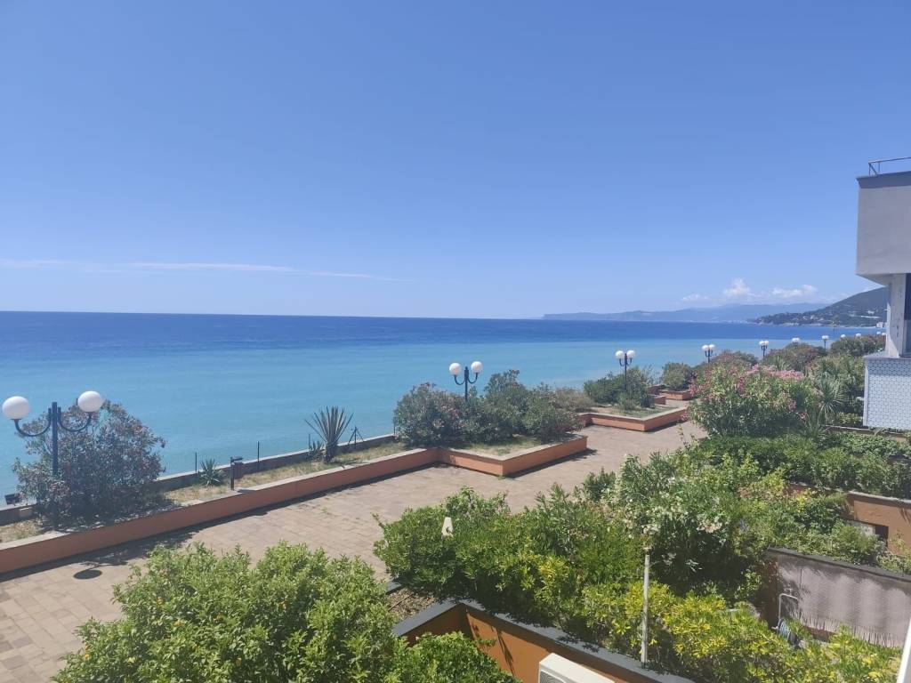 appartamento in affitto ad Arenzano