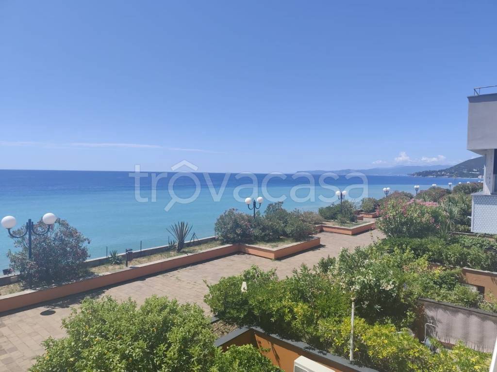 appartamento in affitto ad Arenzano