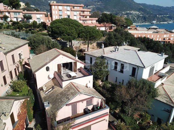 appartamento in affitto ad Arenzano