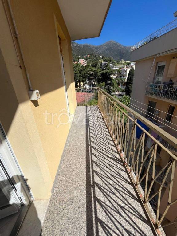 appartamento in affitto ad Arenzano