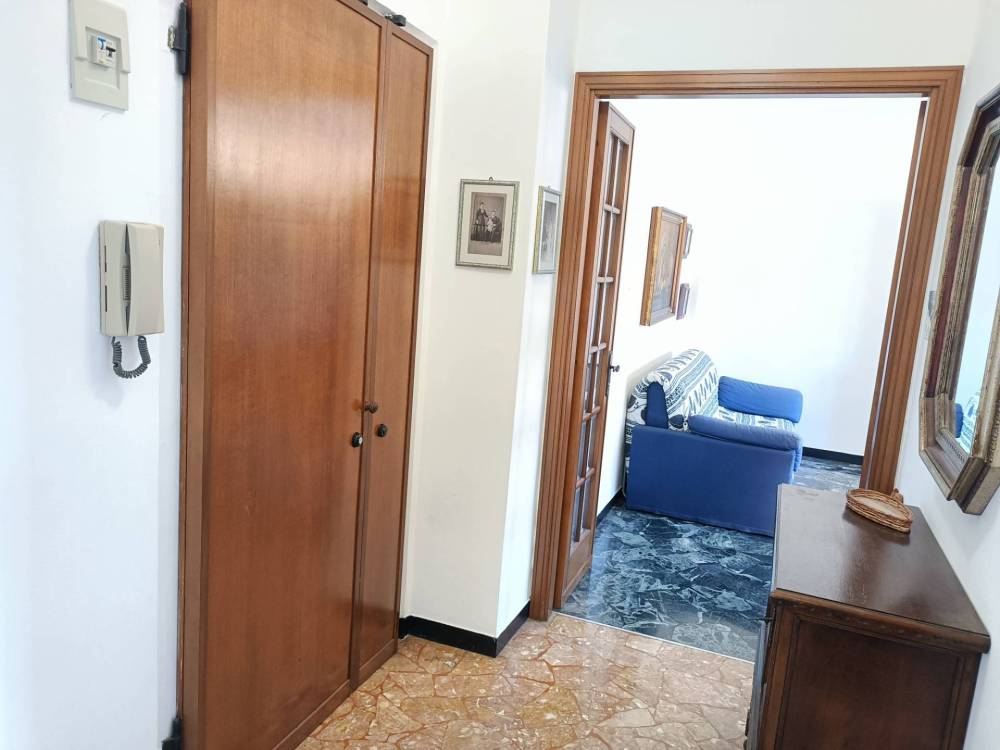 appartamento in affitto ad Arenzano in zona Terralba