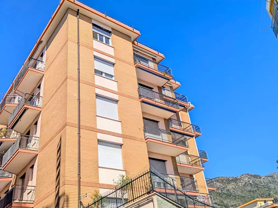 appartamento in affitto ad Arenzano in zona Terralba