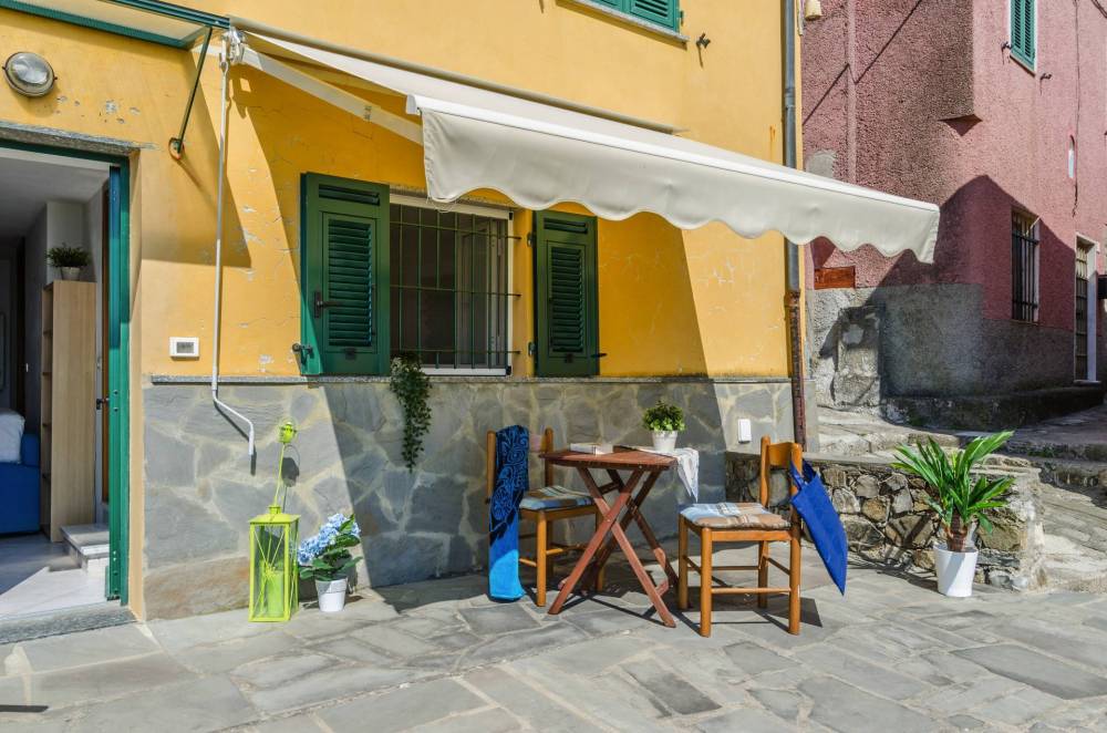 appartamento in affitto ad Avegno