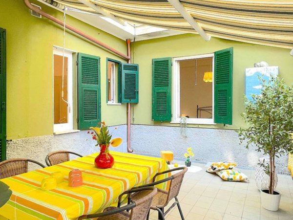 appartamento in affitto ad Avegno