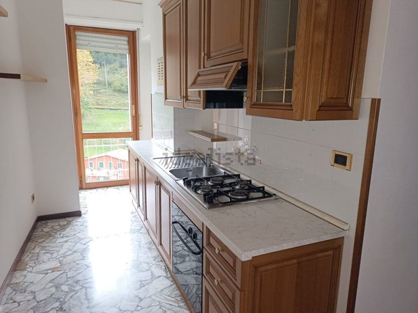 appartamento in affitto a Borzonasca