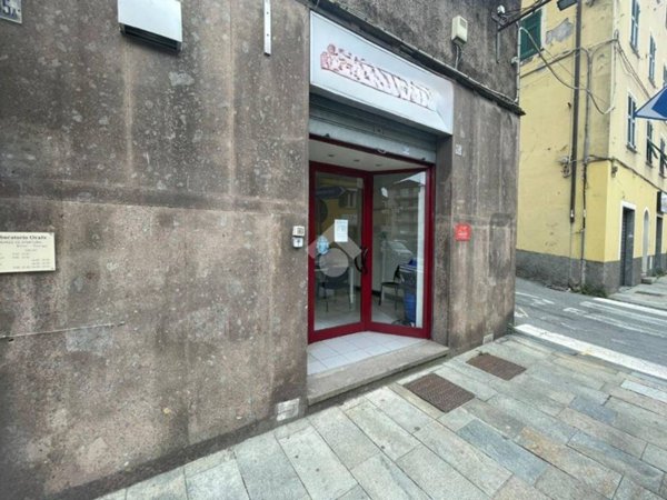 negozio in affitto a Busalla