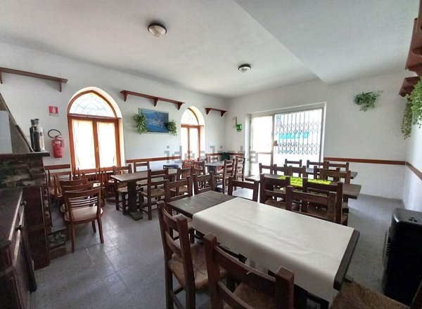 locale commerciale in affitto a Camogli in zona Ruta