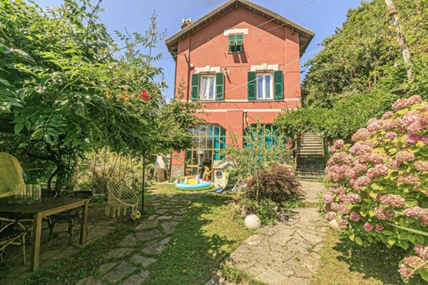 casa indipendente in affitto a Campomorone in zona Cravasco
