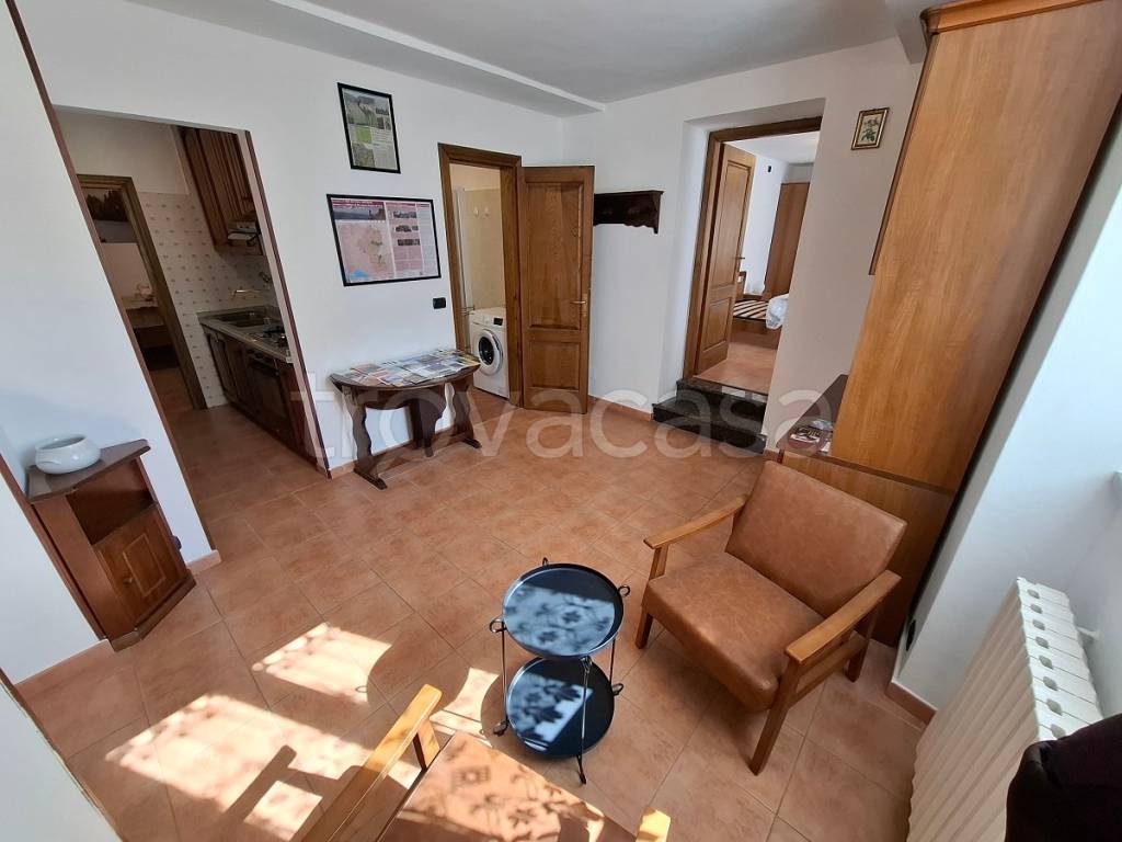 appartamento in affitto a Carasco in zona Terrarossa