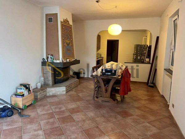 appartamento in affitto a Carasco in zona Paggi