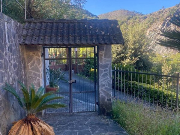 casa indipendente in affitto a Casarza Ligure