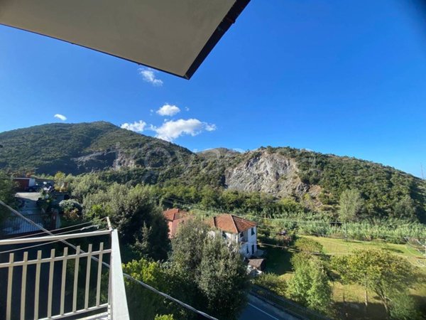 casa indipendente in affitto a Casarza Ligure