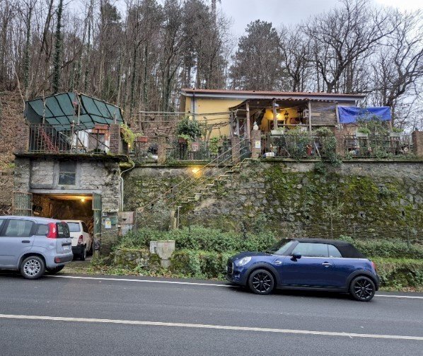 casa indipendente in affitto a Castiglione Chiavarese