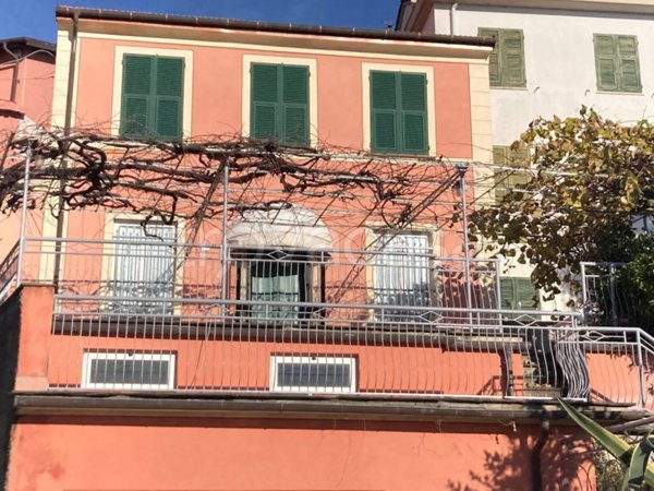 casa indipendente in affitto a Chiavari in zona Sant'Andrea di Rovereto