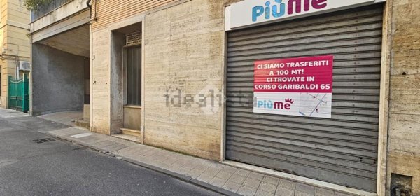locale commerciale in affitto a Chiavari