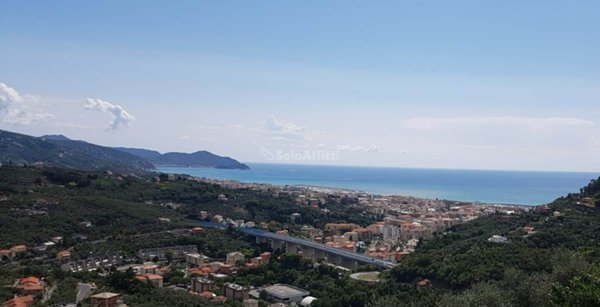 appartamento in affitto a Chiavari in zona Sanguineto