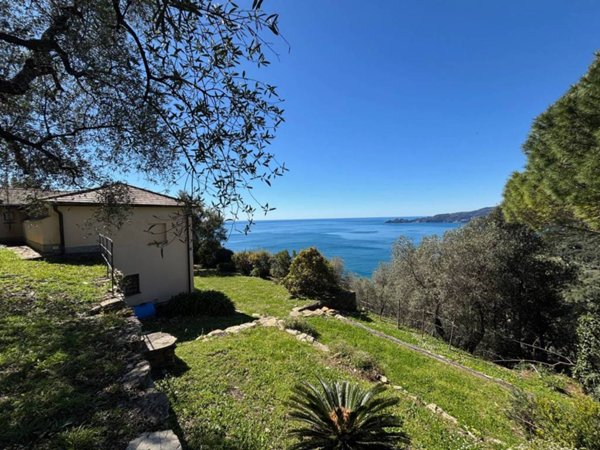 casa indipendente in affitto a Chiavari in zona Sant'Andrea di Rovereto