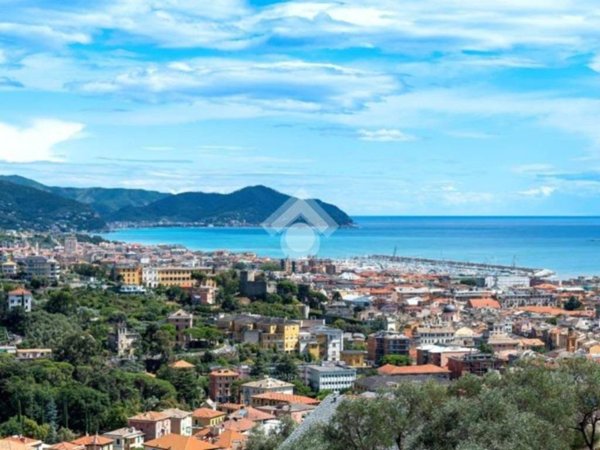 negozio in affitto a Chiavari