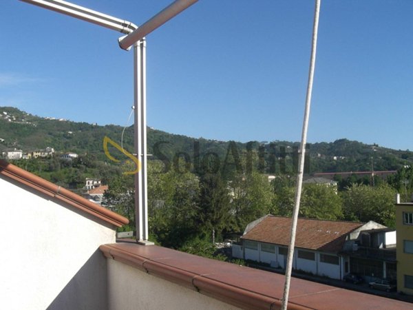 appartamento in affitto a Chiavari in zona Caperana