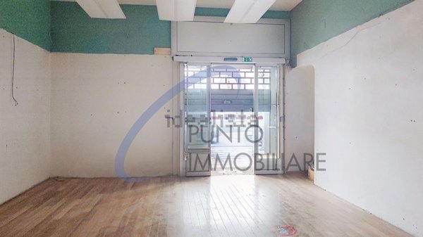 locale commerciale in affitto a Chiavari